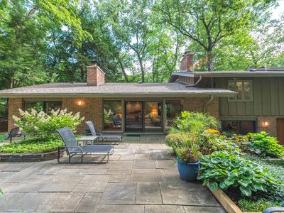 3093 Overridge Dr, Ann Arbor, MI, 48104