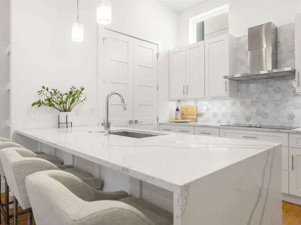 1727 Caddo St Unit 103, Dallas, TX 75204