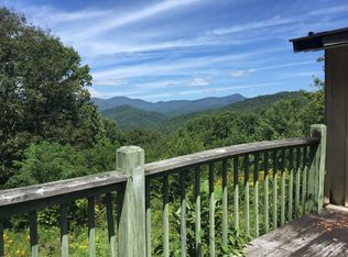 120 Nomad Dr, Tuckasegee, NC 28783