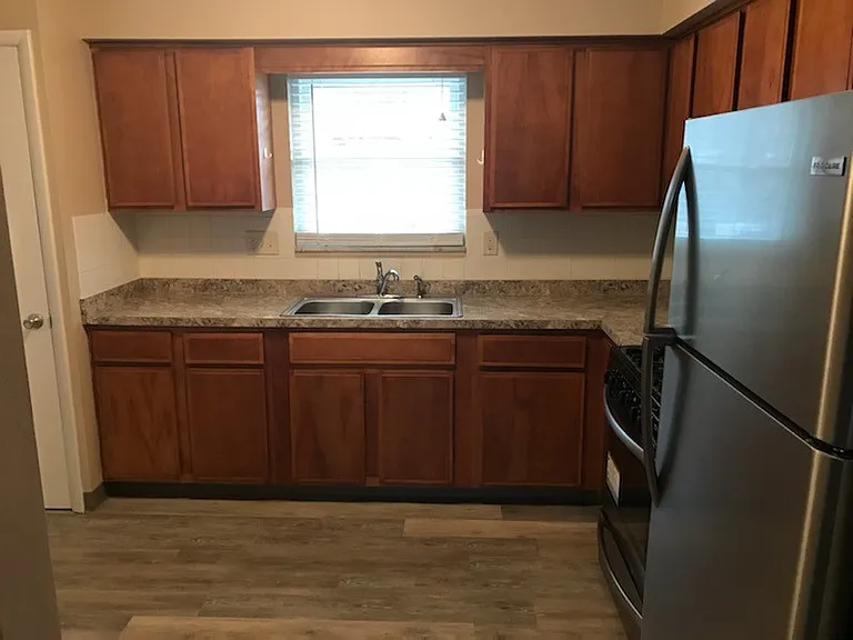 24 Lindsey Rd #A — Photo 8