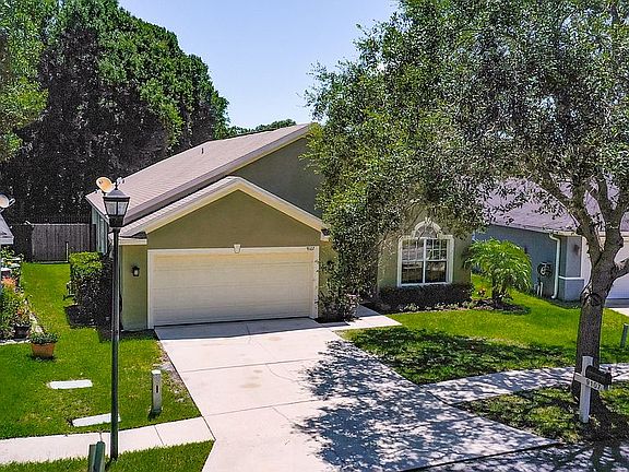 2nd image of 9107 Whispering Willow Way