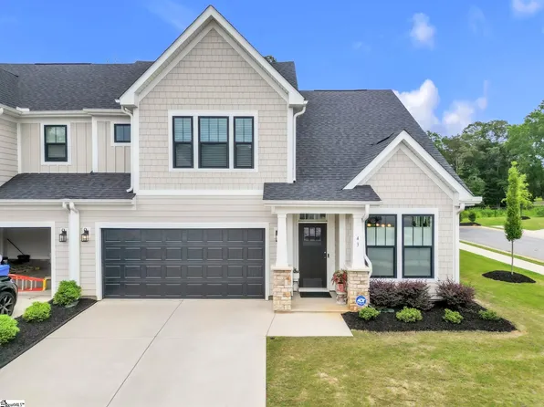 43 Carriage Run Dr, Simpsonville, SC 29681