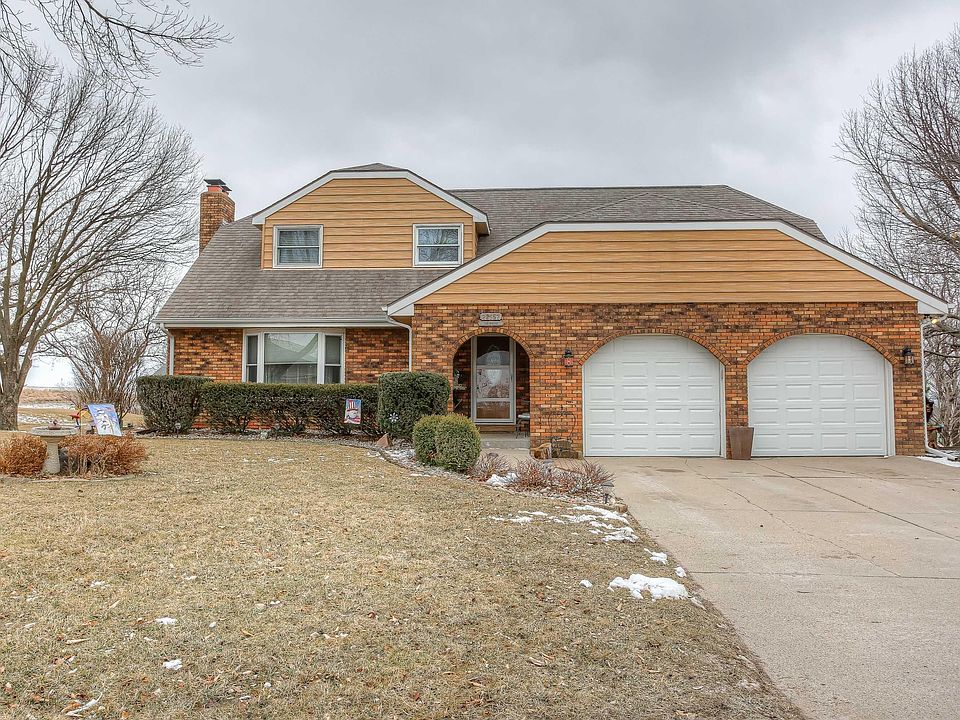 1st image of 22557 James Dr