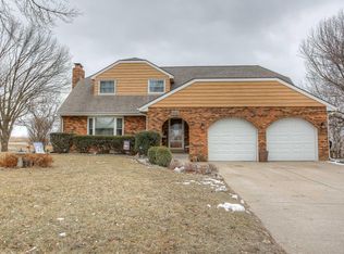 22557 James Dr, Council Bluffs, IA 51503