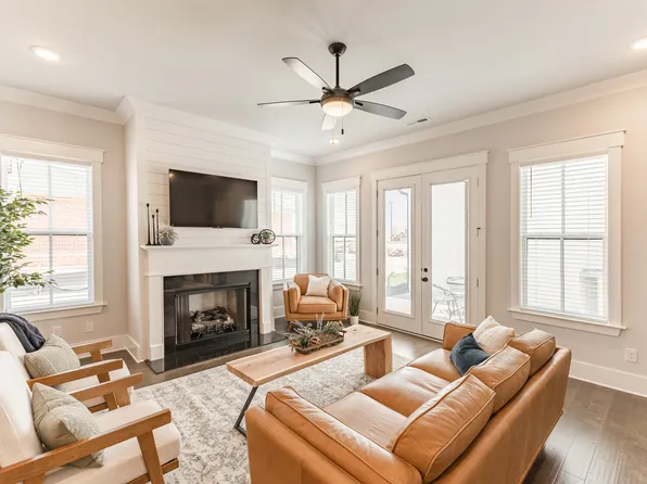 324 Hay Rake Dr, Madison, AL 35757