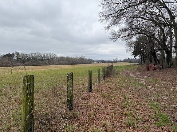 3rd image of 1 Beth Page Rd