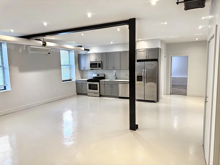 24-34 28th St #1B — Photo 5