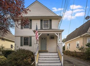 75 Maxwell Ave #B, Oyster Bay, NY 11771