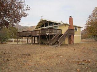 6424 Live Oak Dr, Sanger, CA 93657