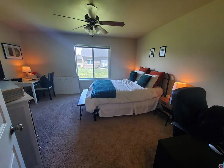 2309 N Water St — Photo 12