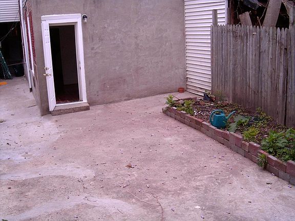 3rd image of 957 N 6th St #1ST