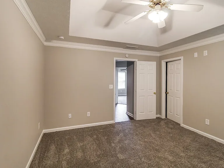 4302 Marci St — Photo 9