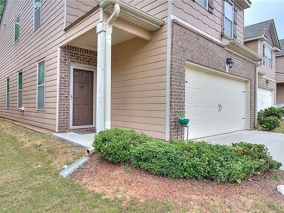 3rd image of 2241 Capella Cir