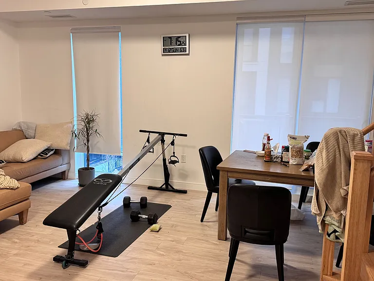 176 Clonmore Dr #4 — Photo 6