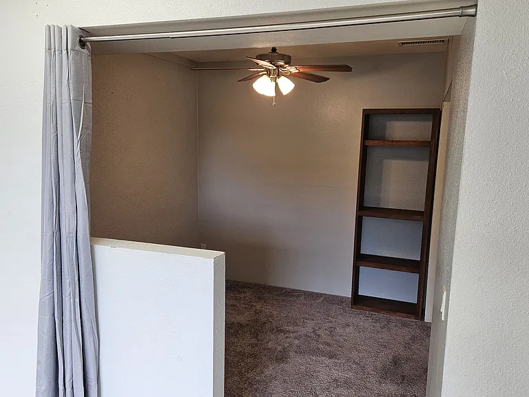 2127 S Cayuse Trl — Photo 35