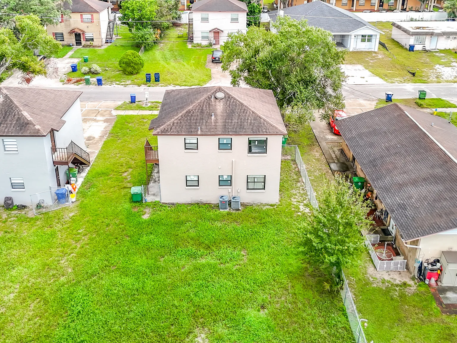 2 bed, 818 sqft, $1,600 — Photo 3