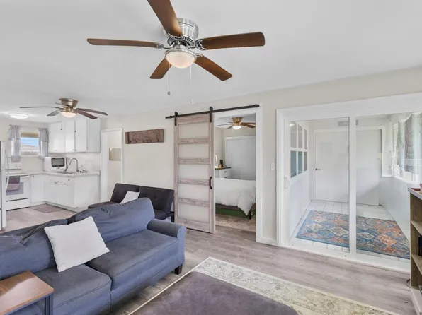 485 Waianuenue Ave APT 249, Hilo, HI 96720