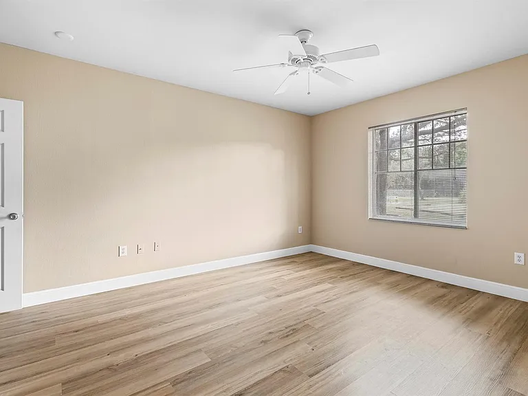 6450 Emerald Dunes Dr #103 — Photo 19