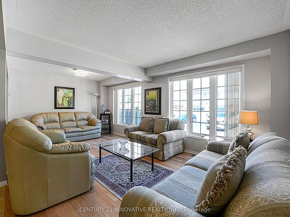 4th image of 14 Middlecote Dr