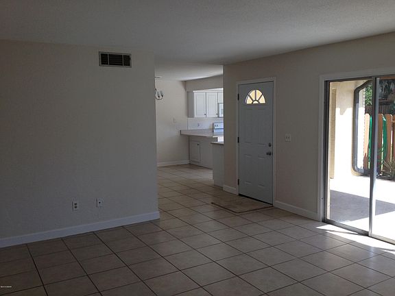 3rd image of 113 Moonstone Ct
