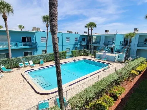 350 Fillmore Ave #4, Cape Canaveral, FL 32920