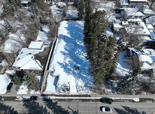 2222 12th St SW, Calgary, AB T2T3N4