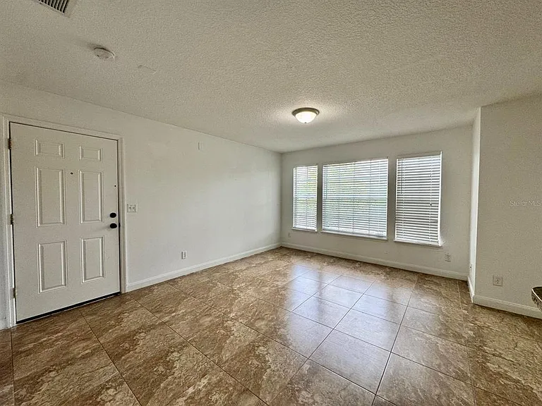 1079 S Hiawassee Rd #1112 — Photo 4