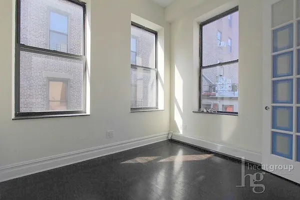 Rented by Hecht Group | media 20