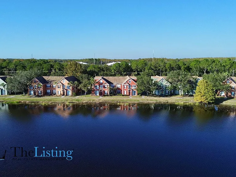 9126 Lake Chase Island Way — Photo 13