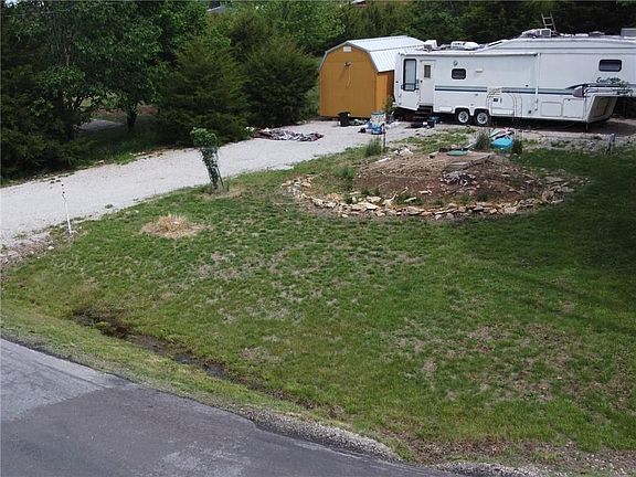 2nd image of 93 N Linn Valley Dr