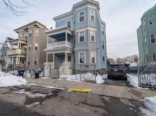 11 Speedwell St, Dorchester, MA 02122