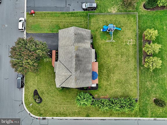 2nd image of 97 Lexington Dr #L-0050