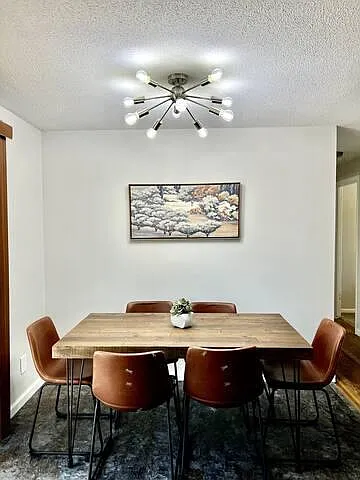 4605 Wentworth Dr — Photo 4