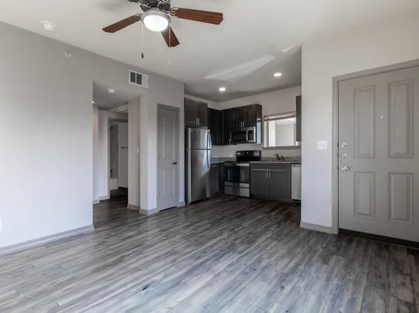 2505 Stella St APT 204, Denton, TX 76201