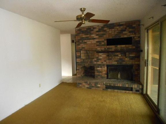 2nd image of 6250 W 250th St