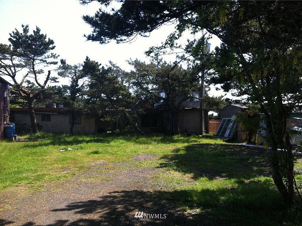 2nd image of 203 Cabin Lane