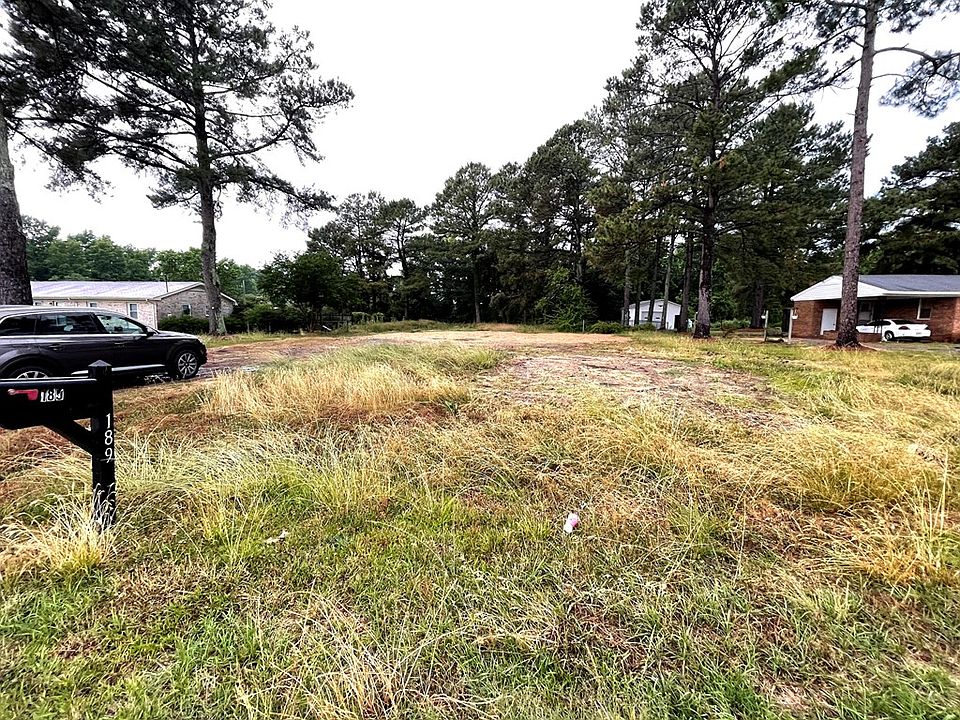 2nd image of 189 Nor Am Rd