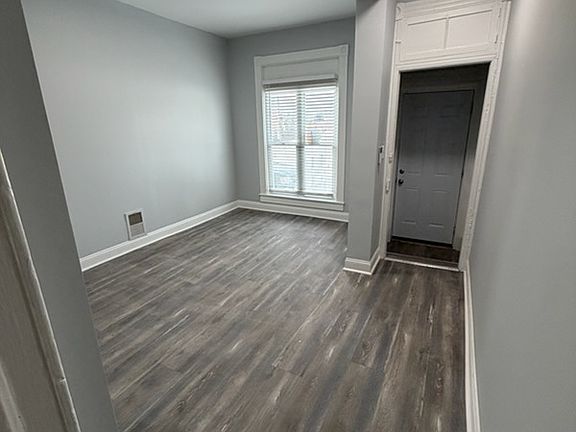 2nd image of 2109 E Federal St