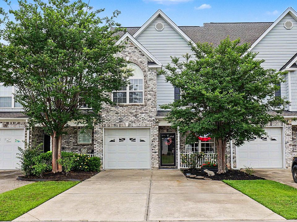 1st image of 305 Rung Rd. #3