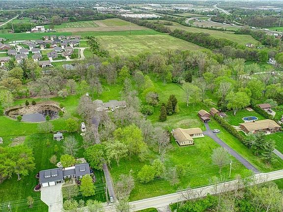 2nd image of 7816 Crestway Dr