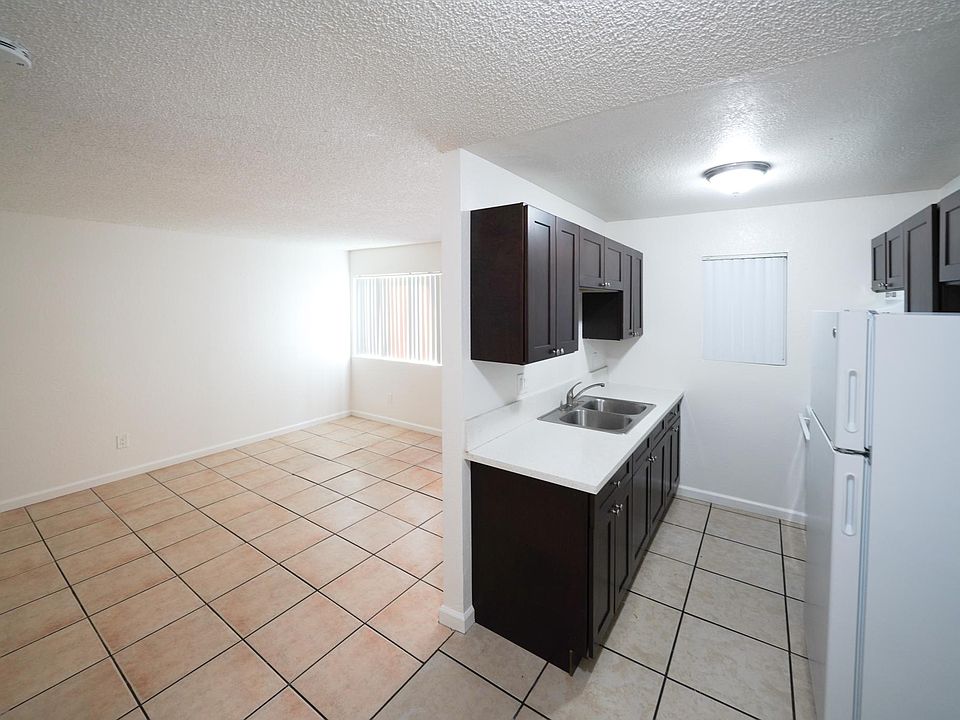 1st image of 3119 Valle Ave APT 6