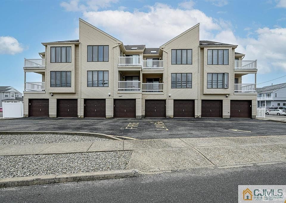 1st image of 1660 Bay Blvd Unit 5