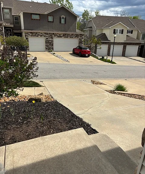 5972 N London Ave — Photo 34