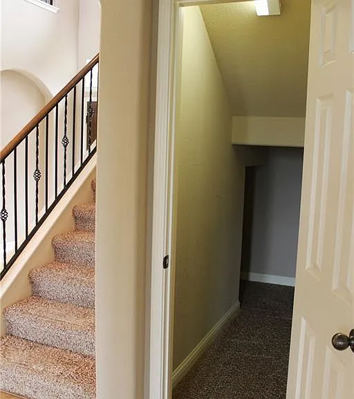 19500 Sangremon Way — Photo 15