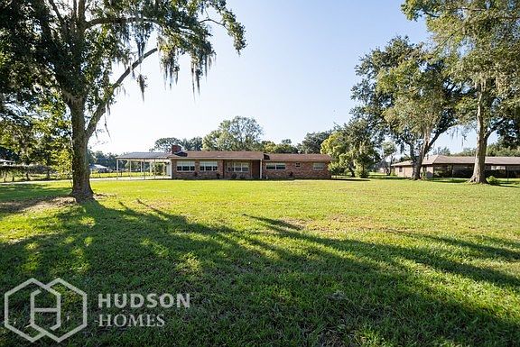 2nd image of 1949 Foxhollow Dr E