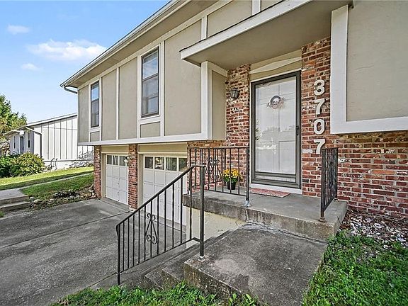4th image of 3707 E 114th Ter