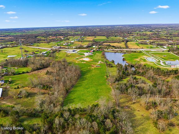3rd image of 27 Clay Lick Rd
