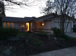 6073 N Constance Ave, Fresno, CA 93722