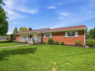 700 Ionic Cir, Enon, OH, 45323