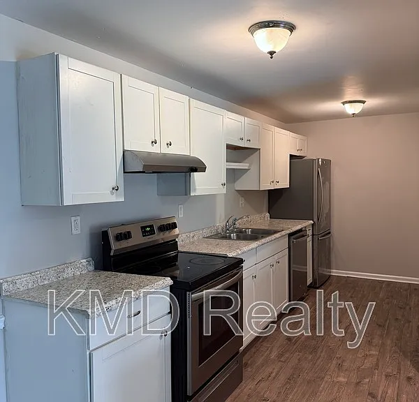 702 Farmhurst Dr #G — Photo 5